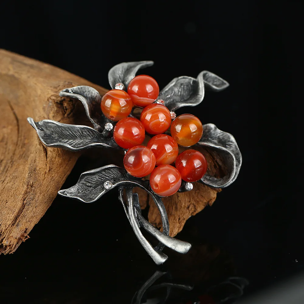 Women Vintage Classic Agate Leaves Exquisite Enamel Pins Brooches Retro Plant Series Metal Badges For Lady Party Accessories