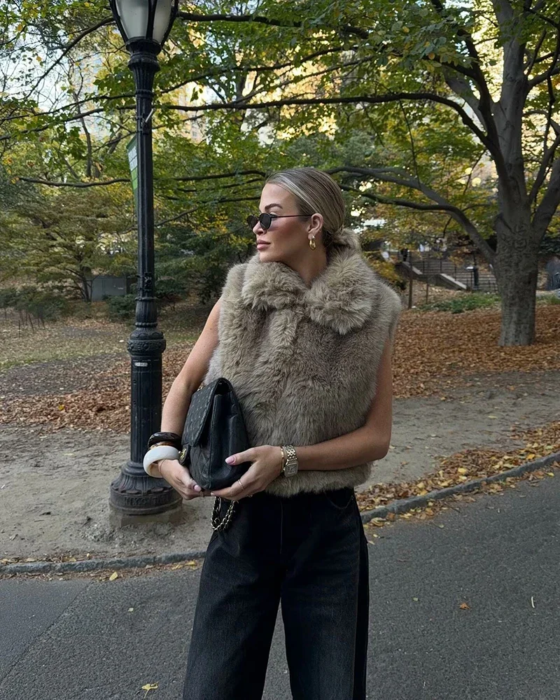 Nueva chaqueta cálida de piel sintética a la moda, chaleco sin mangas con cuello alto de piel de gama alta, abrigo para mujer, chaleco abierto con parte delantera peluda