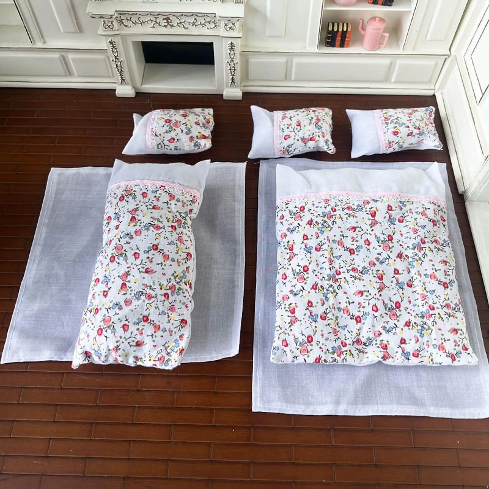 Acessórios de cama de boneca, inclui travesseiro de colcha de lençol, brinquedo educativo para camas de boneca