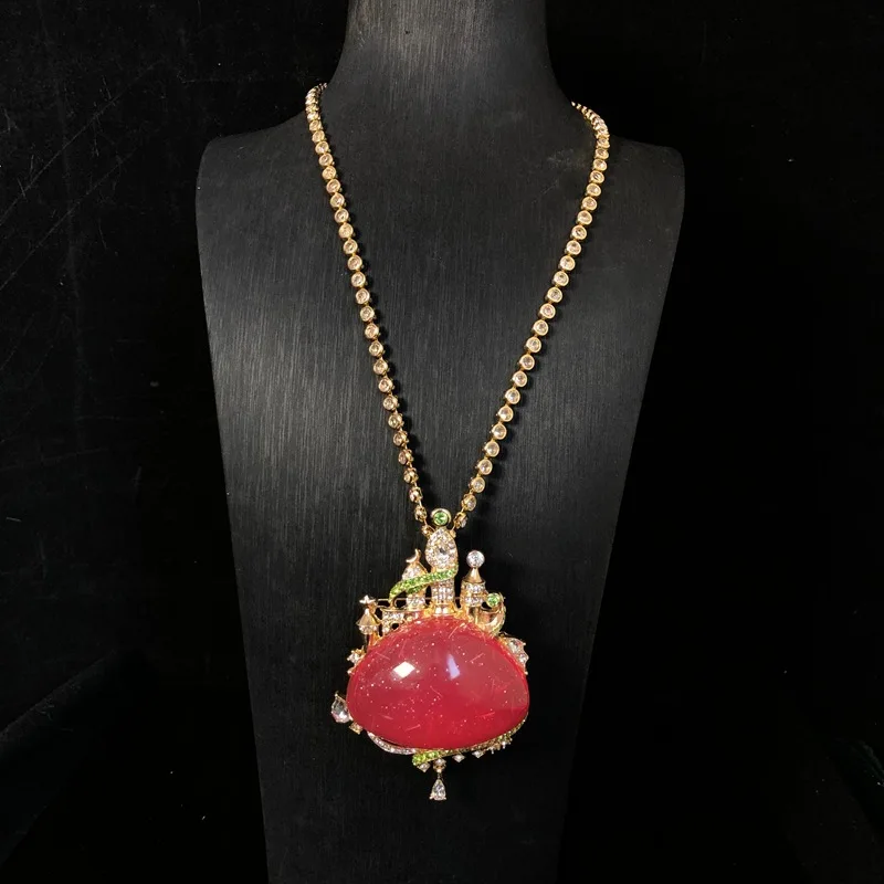 Retro Red and Blue Two-Tone Castle Brooch Necklace Dual-Use High-End Red Necklace Jewelry Accessories Birthday Gifts for Women