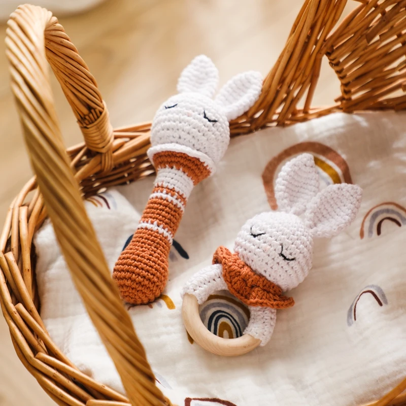 Baby Teether Animal Crochet Rattle Music Bell for Kids Crochet Bunny Wooden Babies Gym Montessori Baby Toys Mother Kids Teether