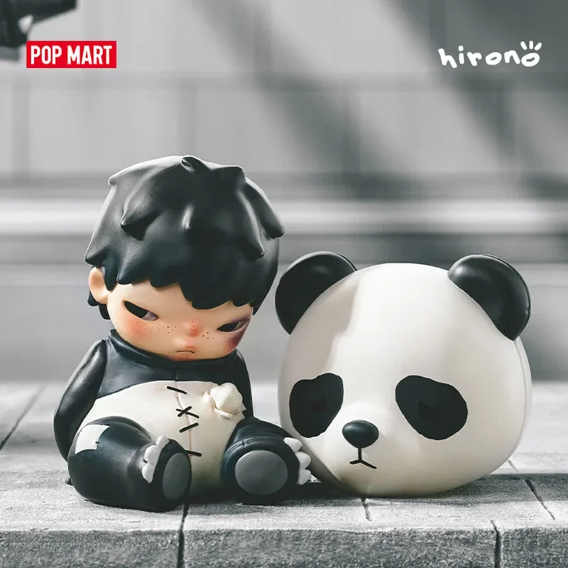 Hirono Pop Panda Hangende Kaart Hanger Origineel Speelgoed Pop Leuke Actie Anime Figuur Desktop Ornamenten Collectie