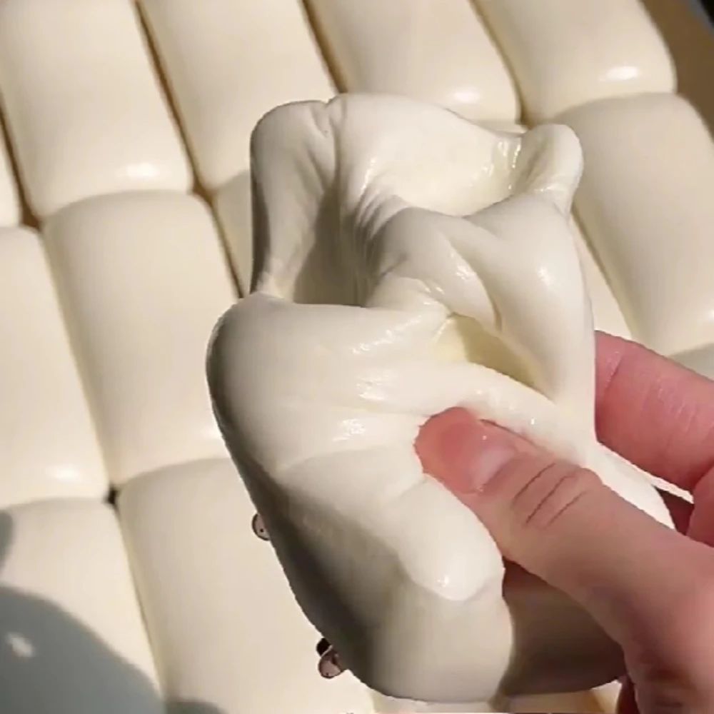 Juguete Sensorial Antiestrés de Yogur Taba Squishy, Juguete de Compresión de Pan de Yogur, Juguete Sensorial de Compresión Lenta para Niños y Adultos, Regalos Relajantes