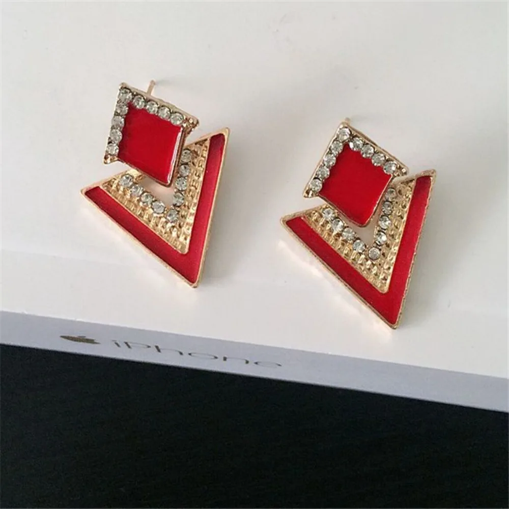 1pair Korean-style Fashionable Large Rhinestone Triangular Stud Earrings for Women Simple Jewelry Accessory