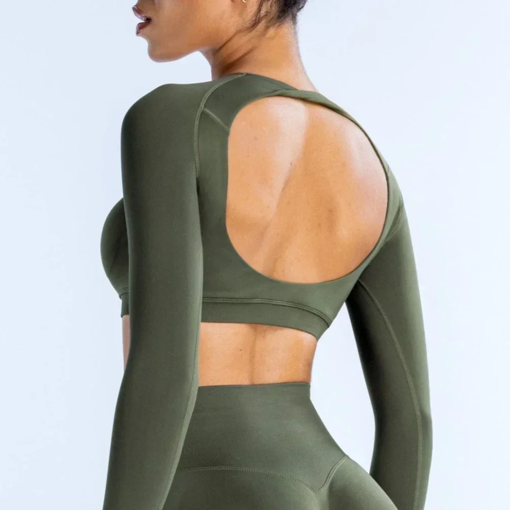 قميص قصير ديناميكي بأكمام طويلة للنساء مثير مفتوح الظهر لليوجا، قميص علوي للتمرين في صالة الألعاب الرياضية، قمصان رياضية بدون خياطة