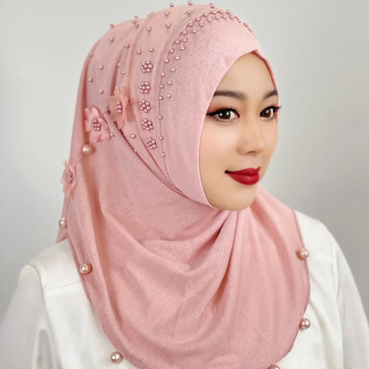 New Fashion Muslim Beaded Hijab Solid Color Hijab Women Hijab with Flowers Soft Easy to Wear Hijab Turkish Head Wrap Scarf Islam