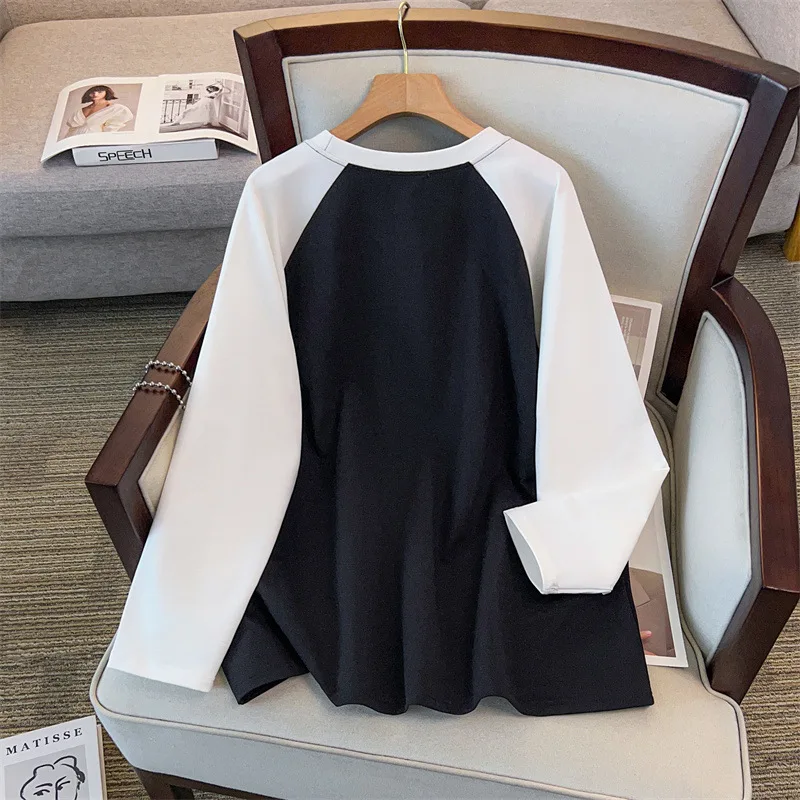 Picture 5: 175Kg Plus Size Women's Bust 170 Autumn Loose Round Neck Long Sleeved Contrasting Sweatshirt Black White 4XL 5XL 6XL 7XL 8XL 9XL