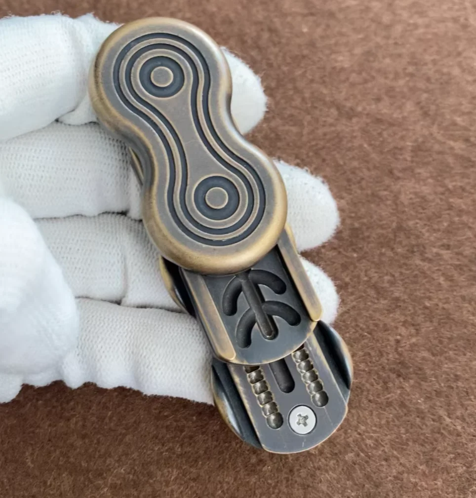 USED EDC strong man's EDC tiny waist slider push Decompression toys