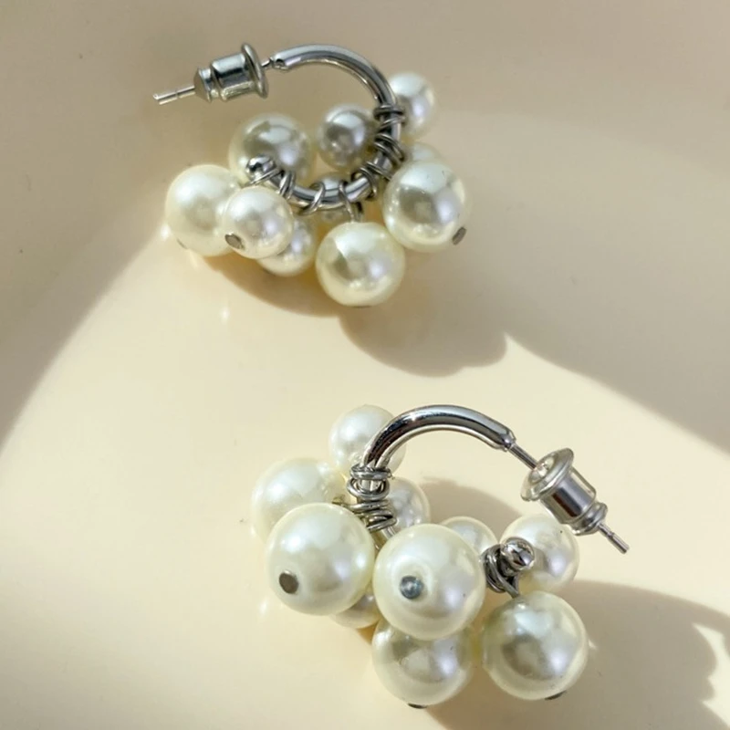 

Kshmir Metal C-shaped Pearl Beaded Earrings for Women Girls European and American Personality Vintage Jewelry Gifts