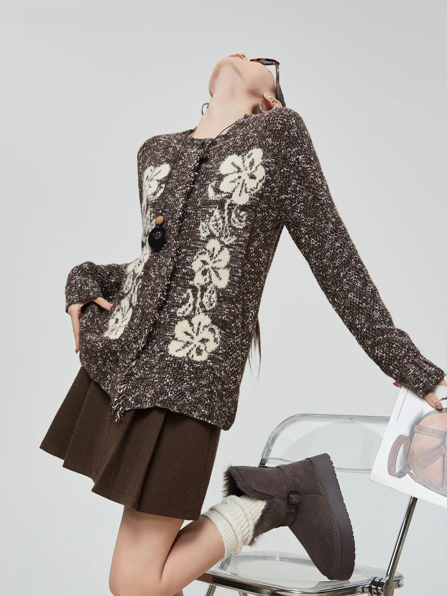 

Коричневый вязаный кардиган с вышивкой цветов и бахромой, женский винтажный свитер-пальто с круглым вырезом, теплый, осенне-зимний, класса люкс