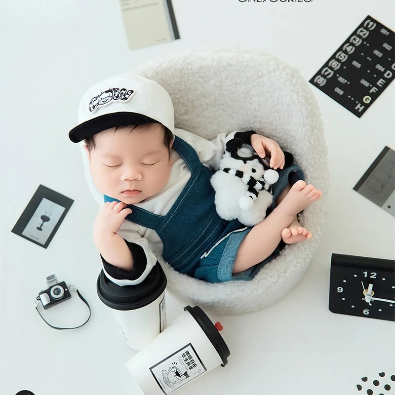 newborn-baby-boys-photoshoot-props-cool-photographer-theme-with-outfit-cap-little-camera-decors-backdrop-set-studio-photography
