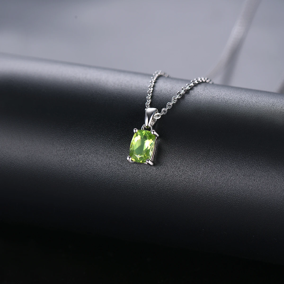 

Natural Genuine Cushion Shape Gemstone Peridot Gemstone Solid S925 Sterling Silver Pendant Fine Simple Jewelry for Women