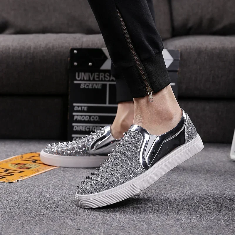 

Black Spikes Rivet Men Loafers Shoes Fashion Personality Luxury Design Leather Shoes Man Party Footwear Casual Flats Moccasins