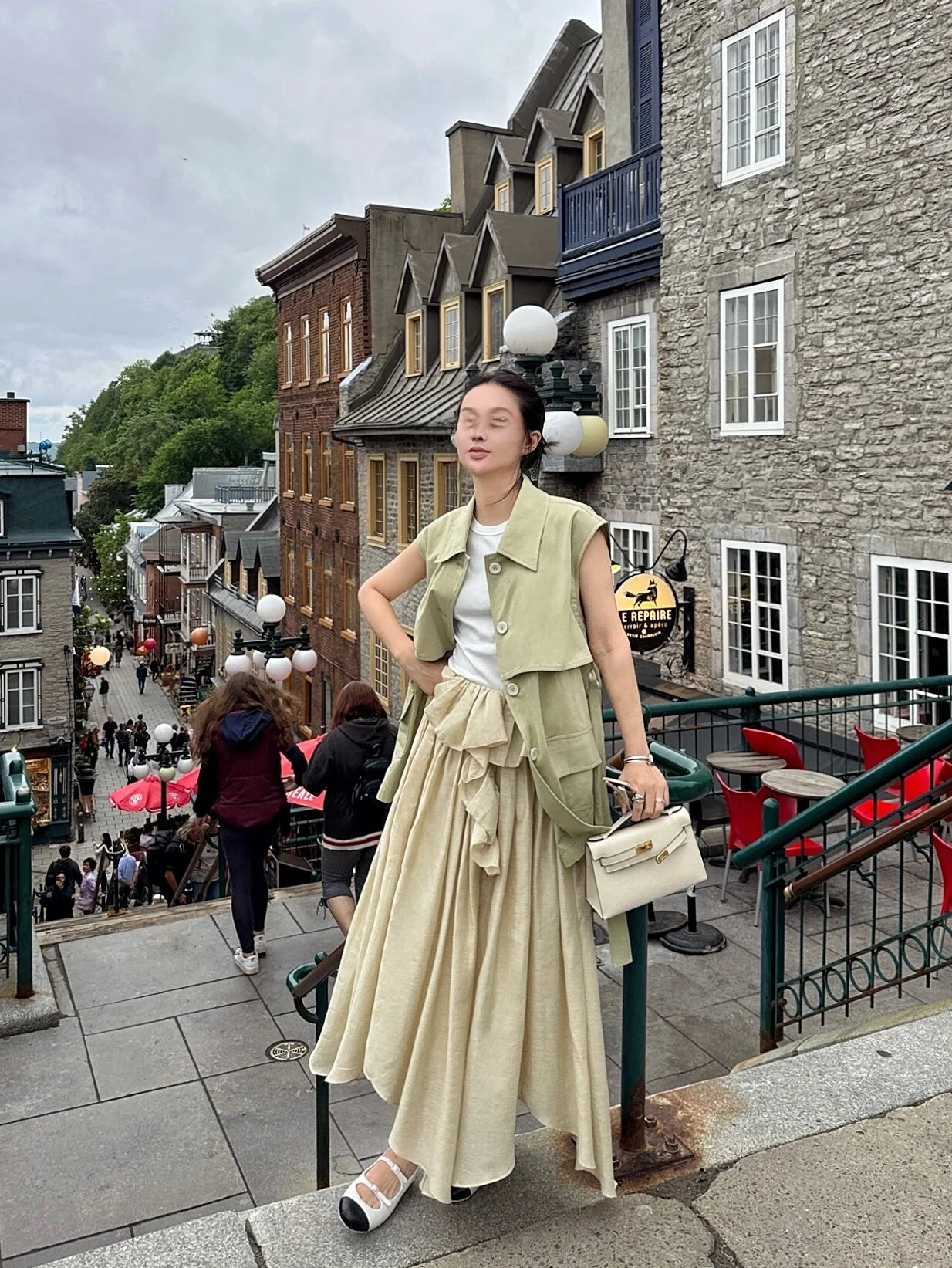 

Элегантная многослойная асимметричная юбка-парасоль с лепестковым дизайном Ele TIAN, длинная, из шелка, ацетата и льна