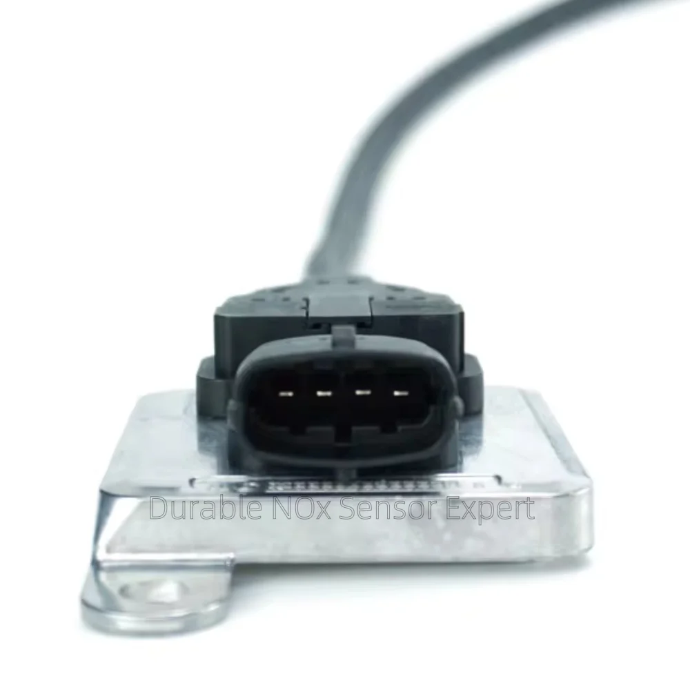 

2871978 5WK96674A A029E786 5WK96674 NOx Nitrogen Oxide Sensor for Freightliner M2 Cummins 12V