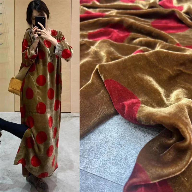 

Европейский новый красный горошек с цифровой печатью, шелковая бархатная ткань, костюм высокой кутюр, материал для шитья платья