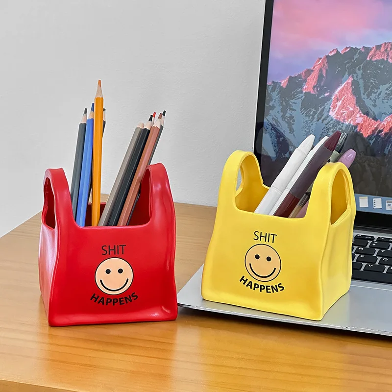 Creative cute tote bag, smiling face pen holder, elementary school student office desk,artistic sense,stationery,multifunctional