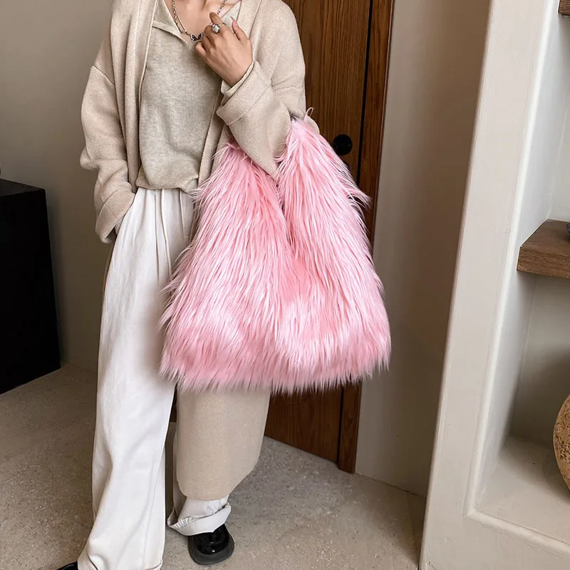 Ladies 2023 Shoulder Handbag Winter Faux Fur Women\'s Crossbody Bag Long Plush Large Capacity Fluffy Luxury Design Tote Handbags