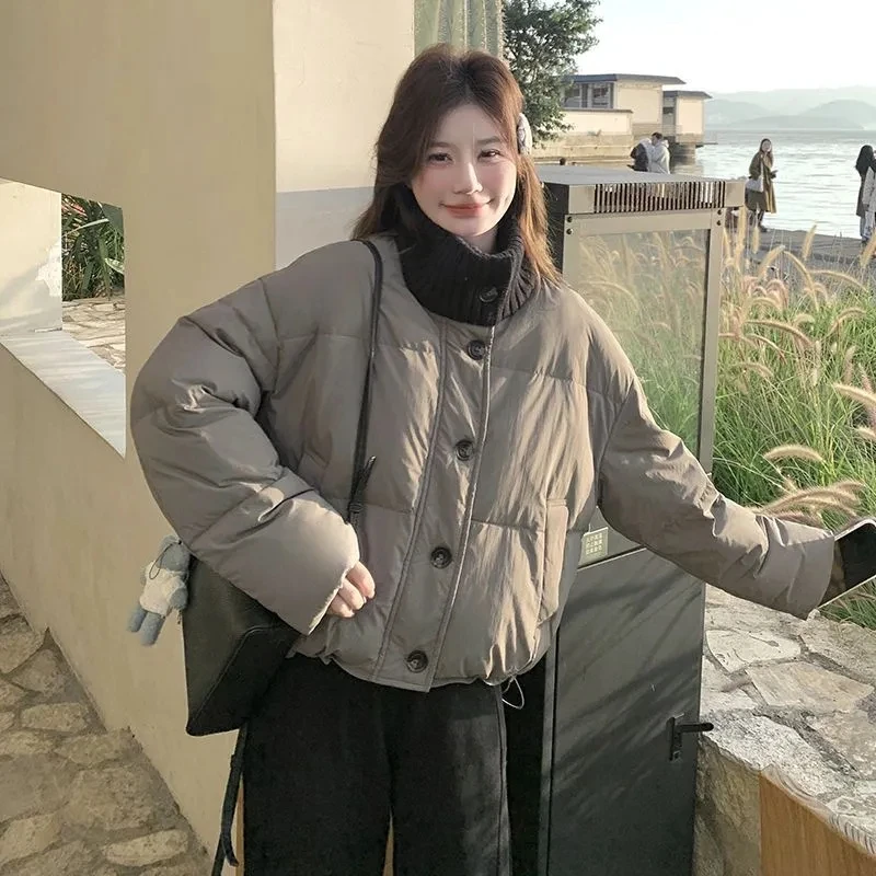 

Новые модные короткие хлопковые стеганые куртки, осенне-зимние свободные женские пуховые пальто, вязаный воротник-стойка, однобортная одежда для хлеба