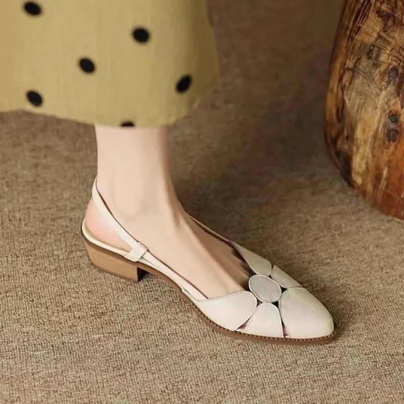 

Sandals for Women Retro Hollowed Out Leather Sandals French Style Shallow Mouth Single Shoes Summer Pointed Tip Designer Sandals