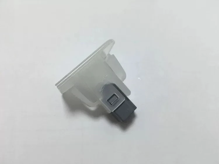 

1pc for MITSUBISHI Outlander Central armrest box LED light, glove box light