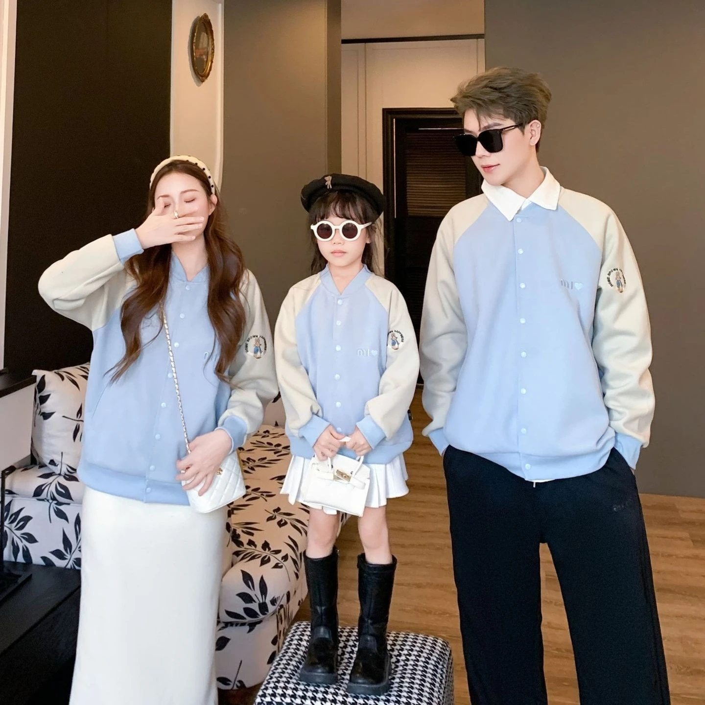 

2025 Fall Family Matching Jackets for Mom & Daughter Father & Son Couple Coat Trendy High-End Parent-Child Outfits Baby Romper