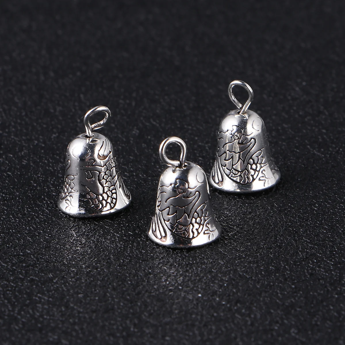 

20 Pcs Mini Alloy Bells Vintage Silver Plated Sturdy Christmas Decorations Craft Supplies Jewelry Making Charms naments