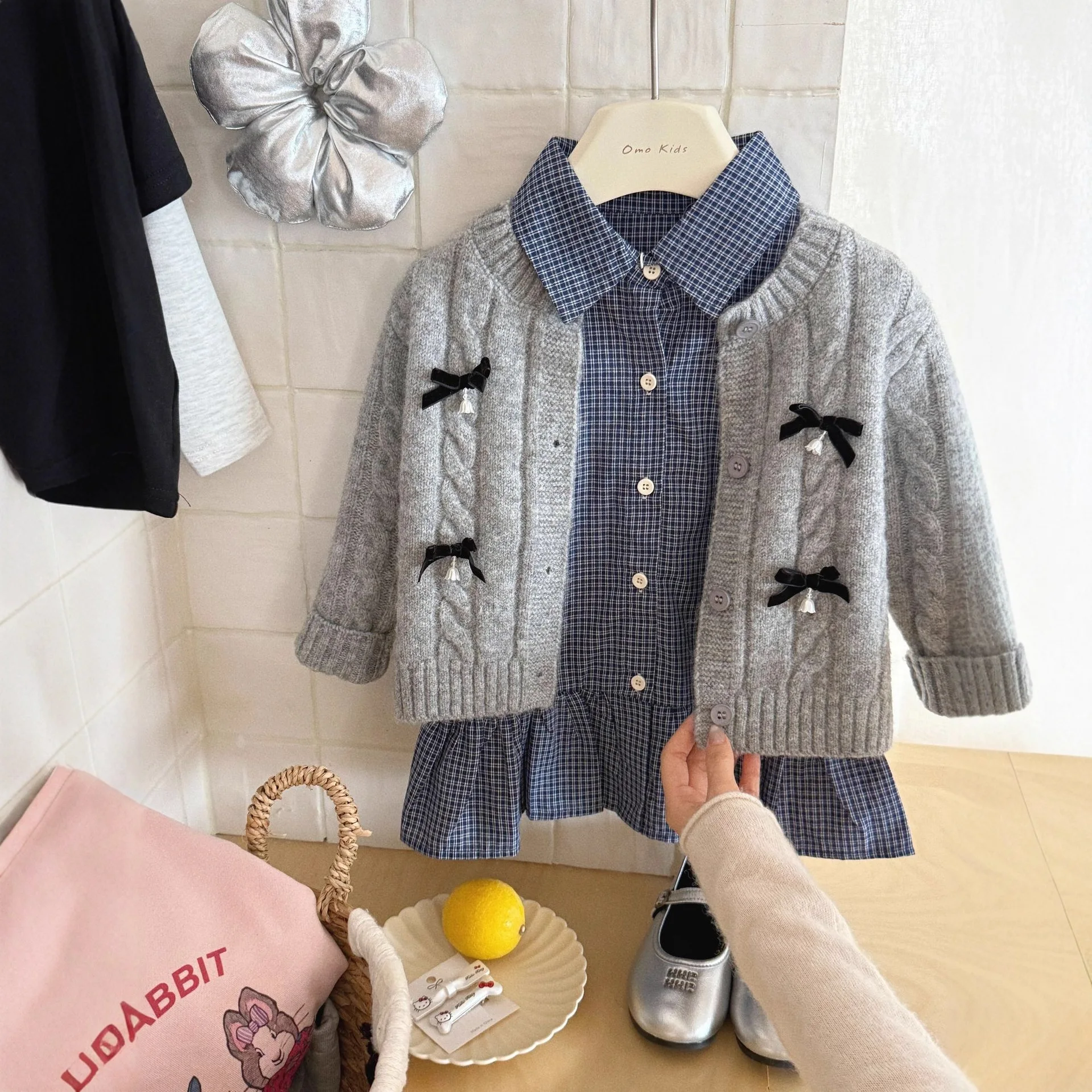 Girls Korean Bowknot Sweater 2025 Autumn New Cardigan Knitting Children Clothes Coat Fried Dough Twists Cute Top