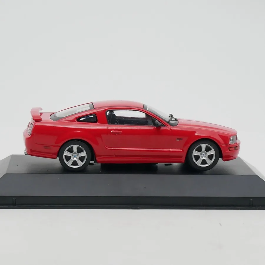 IXO 1:43 Scale Ford Mustang GT 2005 Simulation Alloy Car Model Diecast Toys Vehicle Collectible Souvenir Gifts