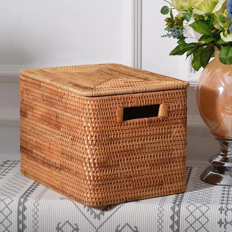 

Handwoven Rattan Basket with Lid, Multipurpose Storage Baskets, Durable Big Plant Baskets for Organizing