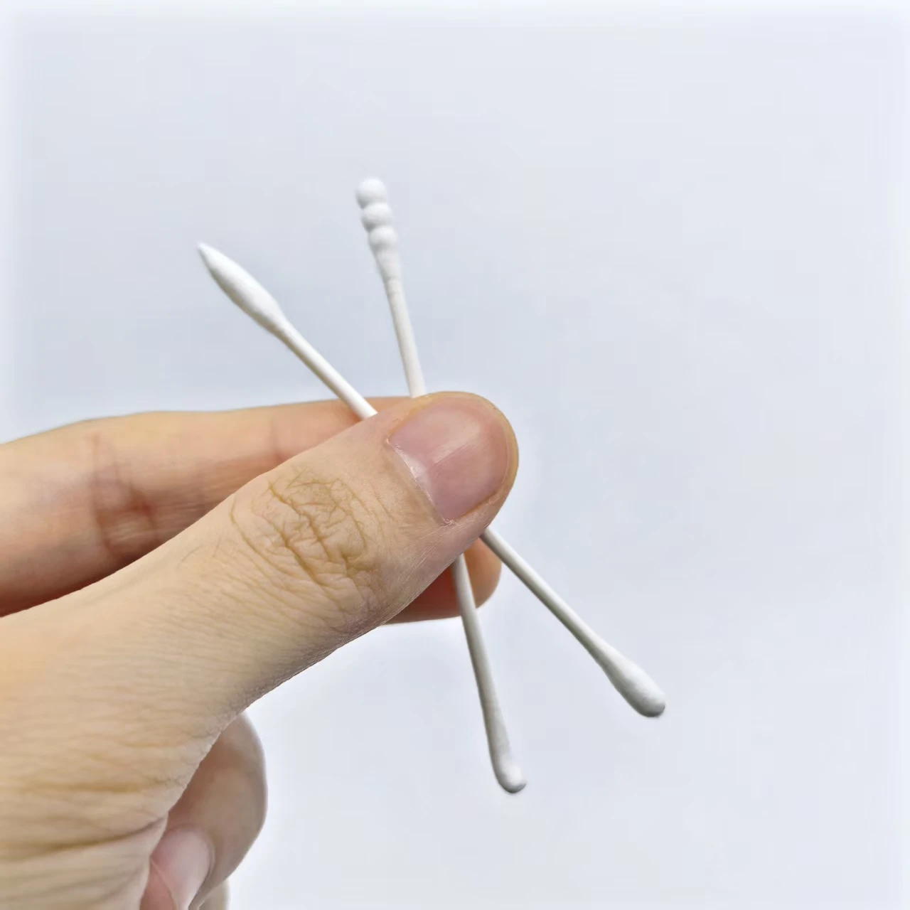 600 قطعة من مسحات القطن المزدوجة الأطراف بنمط عباد الشمس، "مولد نحو الشمس" تحت عنوان مسحات قطنية ذات عمود نحيف مزدوج الأطراف