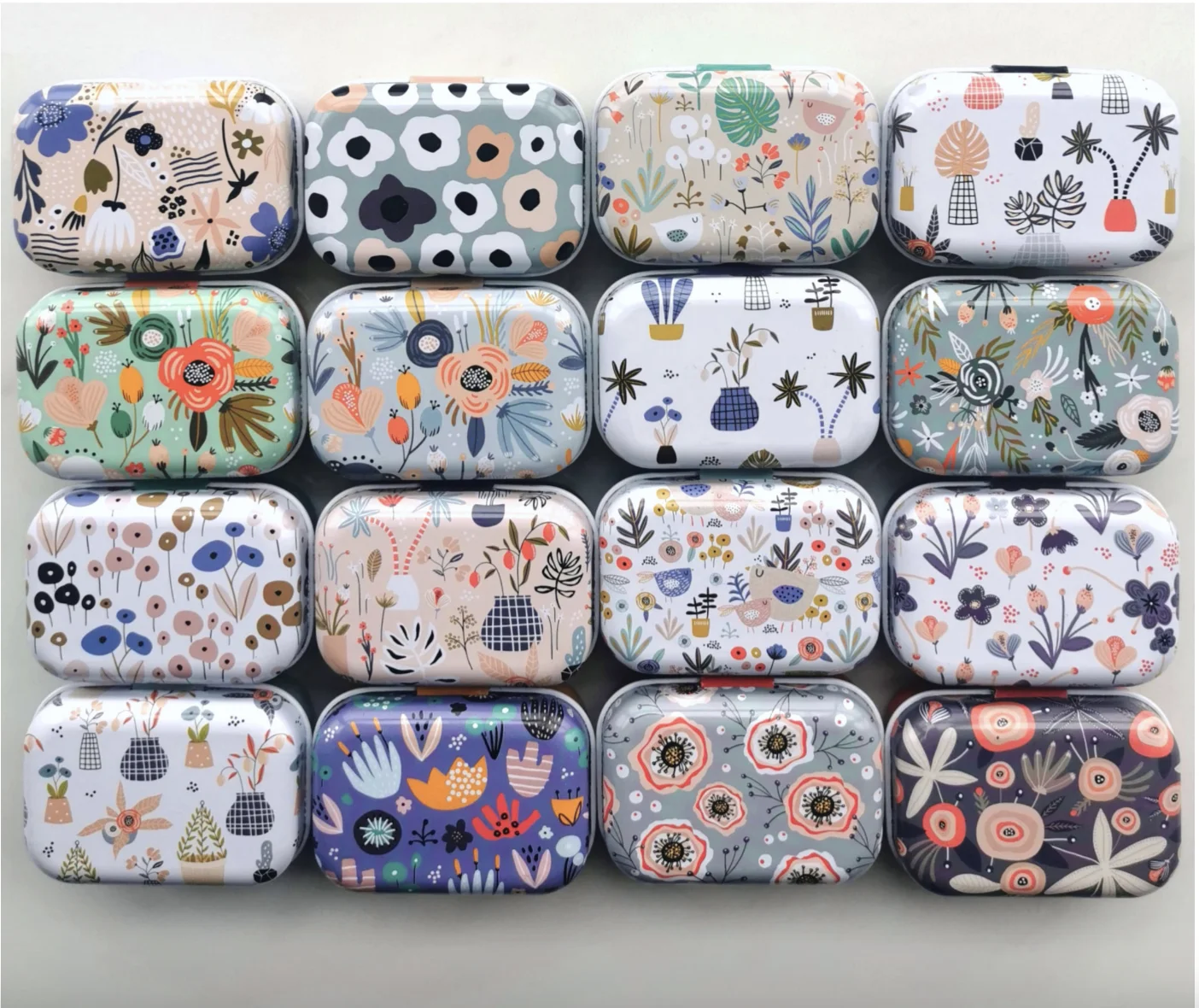 32 Pc/Lot New Flower Model Mini Cover Iron Tin Metal Case / Can/Pill Cute Small Kit/Candy Storage Gift Pencil Box