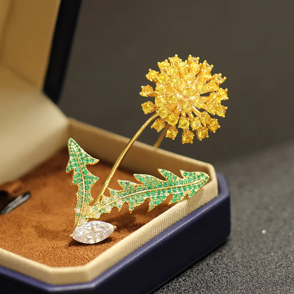 

Warm Summer Flower Yellow Zircon Dandelion Brooch Elegant Exquisite and Fashionable Bouquet Accessories Broche Pin for Women