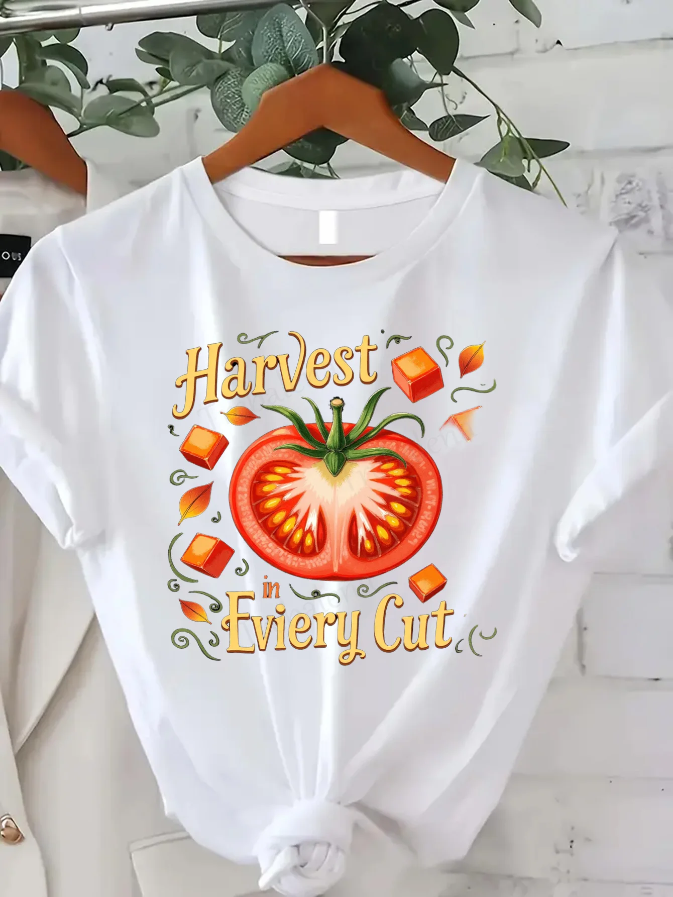 

Comfortable Women's Print T-shirt "Harvest in Every Cut - Tomato Slice Graphic Tee for Women"