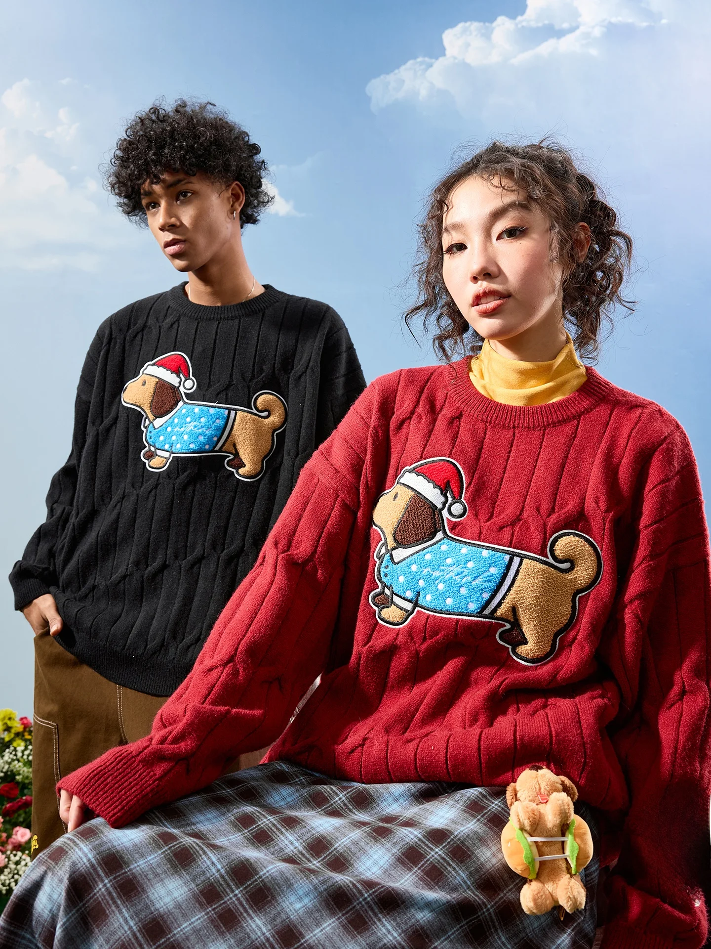 

Красный вязаный свитер с вышитым мультяшным щенком, новогодний, для пар, мягкий, теплый, эластичный, повседневный, в американском ретро-стиле