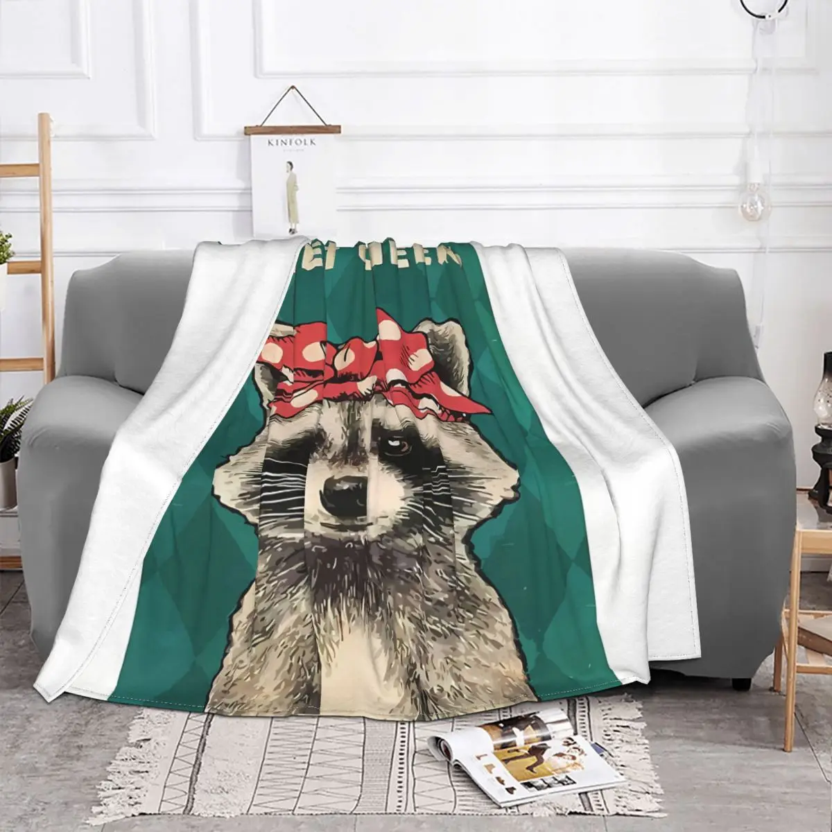 Raccoon Sweet Cheeks Portable Warm Throw Blankets for Bedding Travel