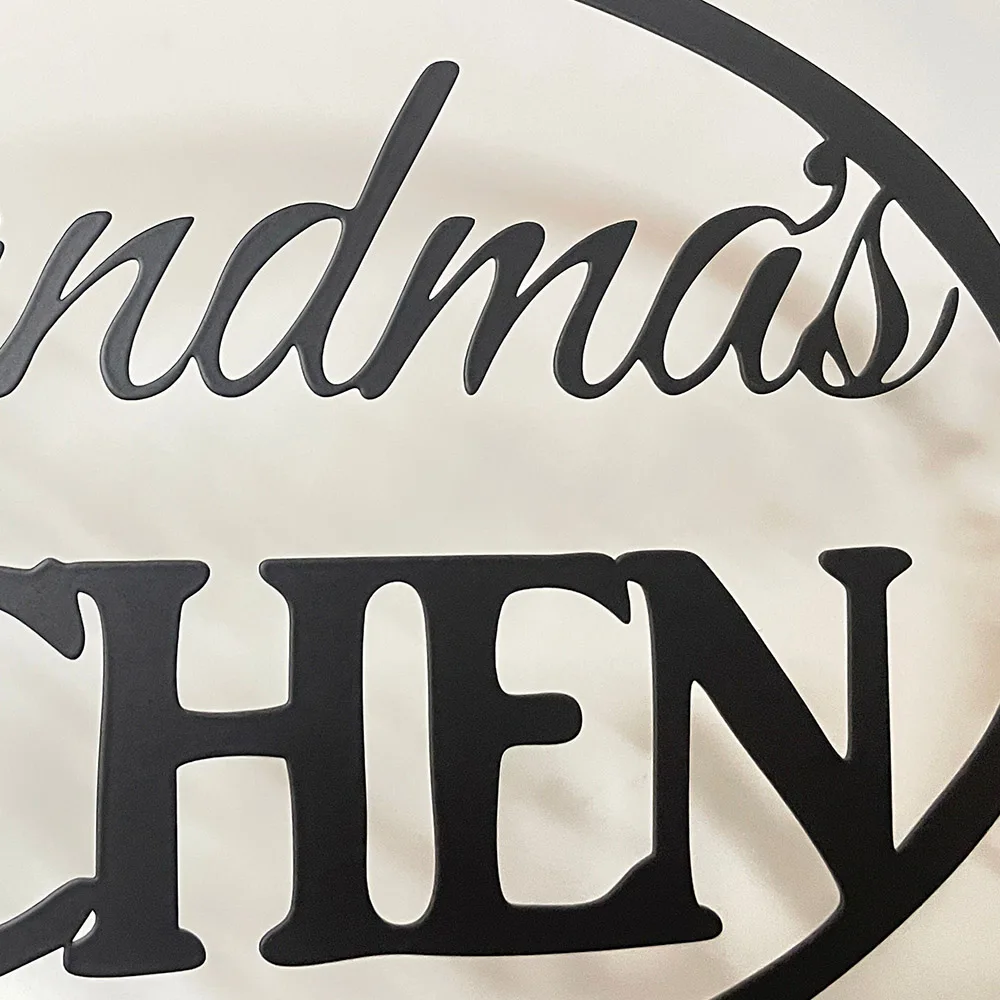 Grandma\'s Kitchen Cutout Sign Metal Wall Art Decor Family Iron Letters Hanging Decoration For Kitchen Plaque Sculptures