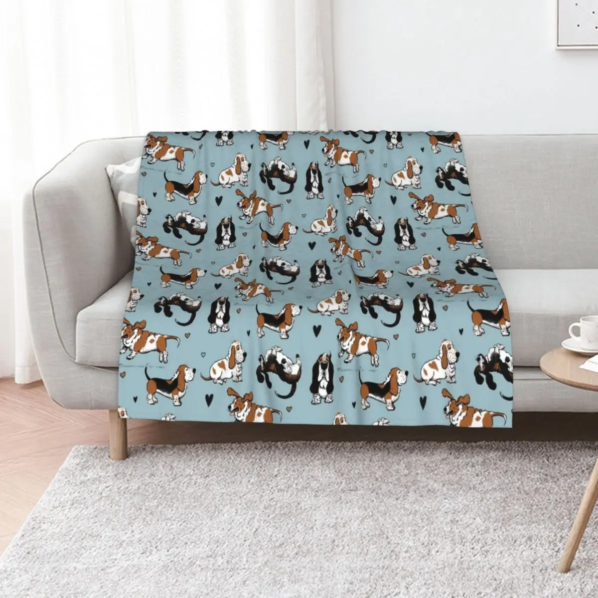 Basset Buddies on Blue Throw Blanket manga Nap Bed linens Beach Luxury Designer Blankets For Bed Blankets