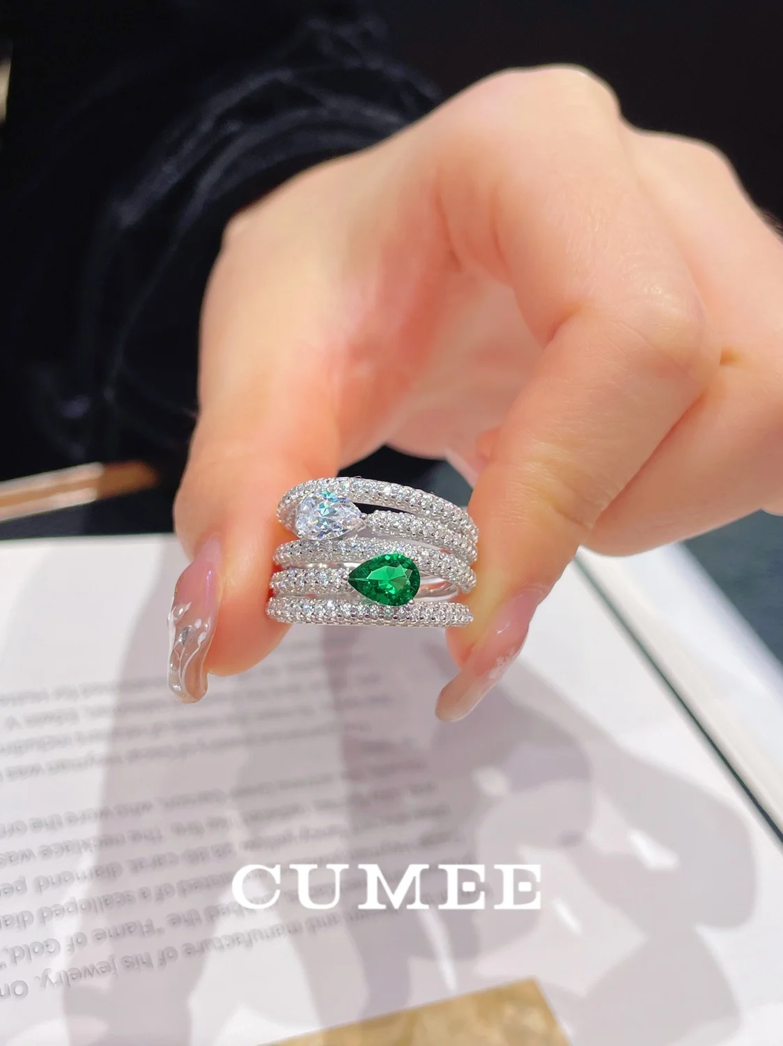 CUMEE Emerald Rings for Women Silver Ring for Women, 925 Sterling silver Cubic Zirconia CZ Bridal Engagement Wedding Band