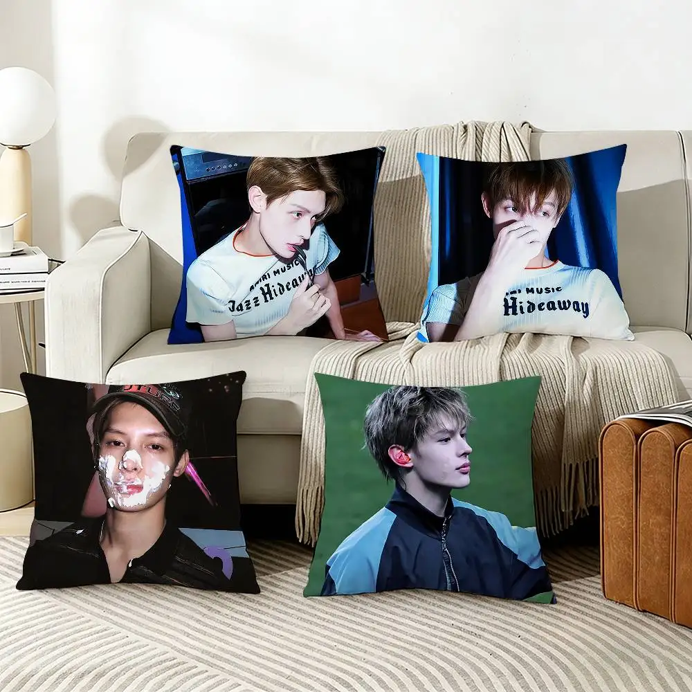 

J-JAMES Z-Zhao Dance King Pillow Case Living Room Sofa Cushion Cover Suitable For Home Bedroom Room Decoration