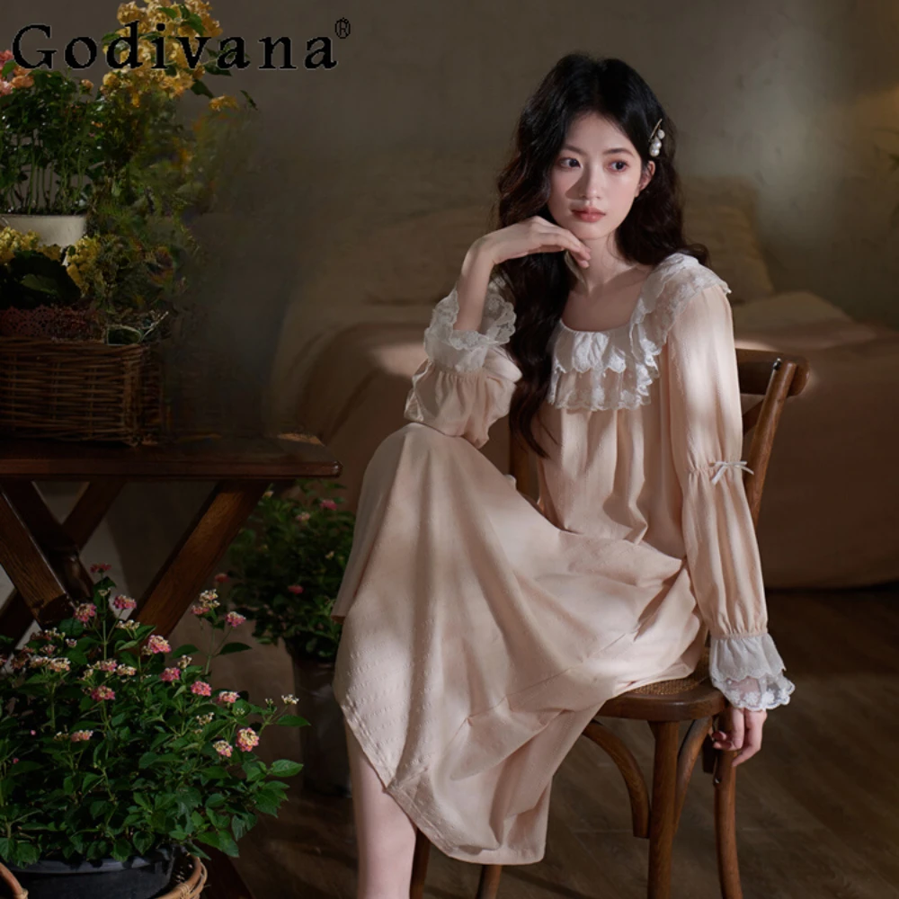 Sweet Women's Sleepwear Long Sleeve Pajamas Spring Autumn Cotton with Chest Pad Lace Princess Style Nightgowns Long Dress