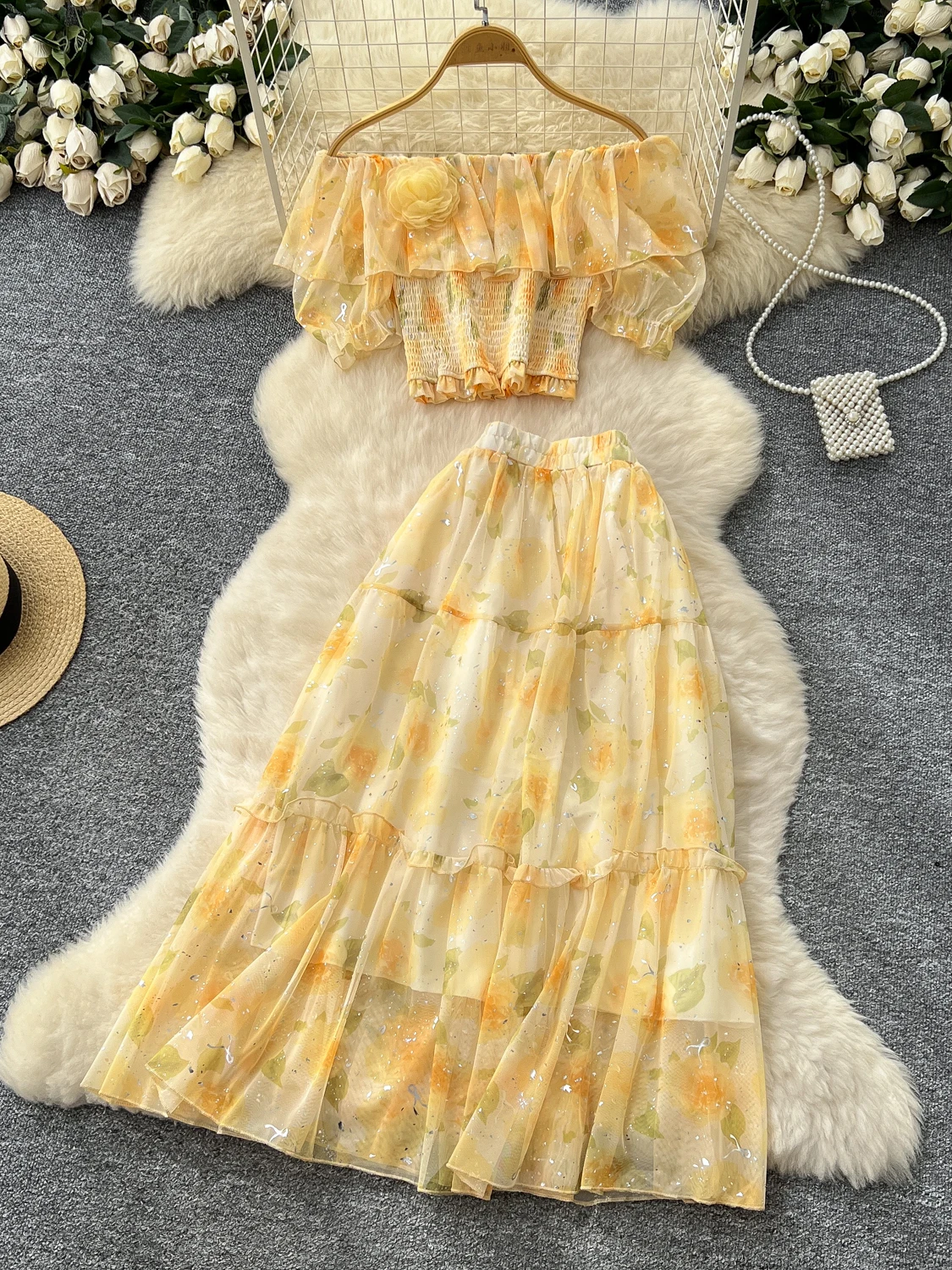 

Romantic Atmosphere One Shoulder Bubble Sleeve Shirt Elastic Waist Long Skirt Set Women Summer Fashion Two Piece Suit