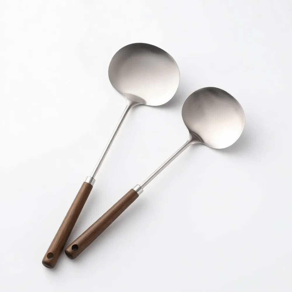 Kitchen Gadgets Vintage - ตะหลิวทำอาหารรูปทรงเห็ด สแตนเลส ด้ามไม้สไตล์วินเทจ ทนความร้อน อุปกรณ์ทำอาหารไม่ทำให้เกิดรอยขีดข่วน อุปกรณ์ครัว