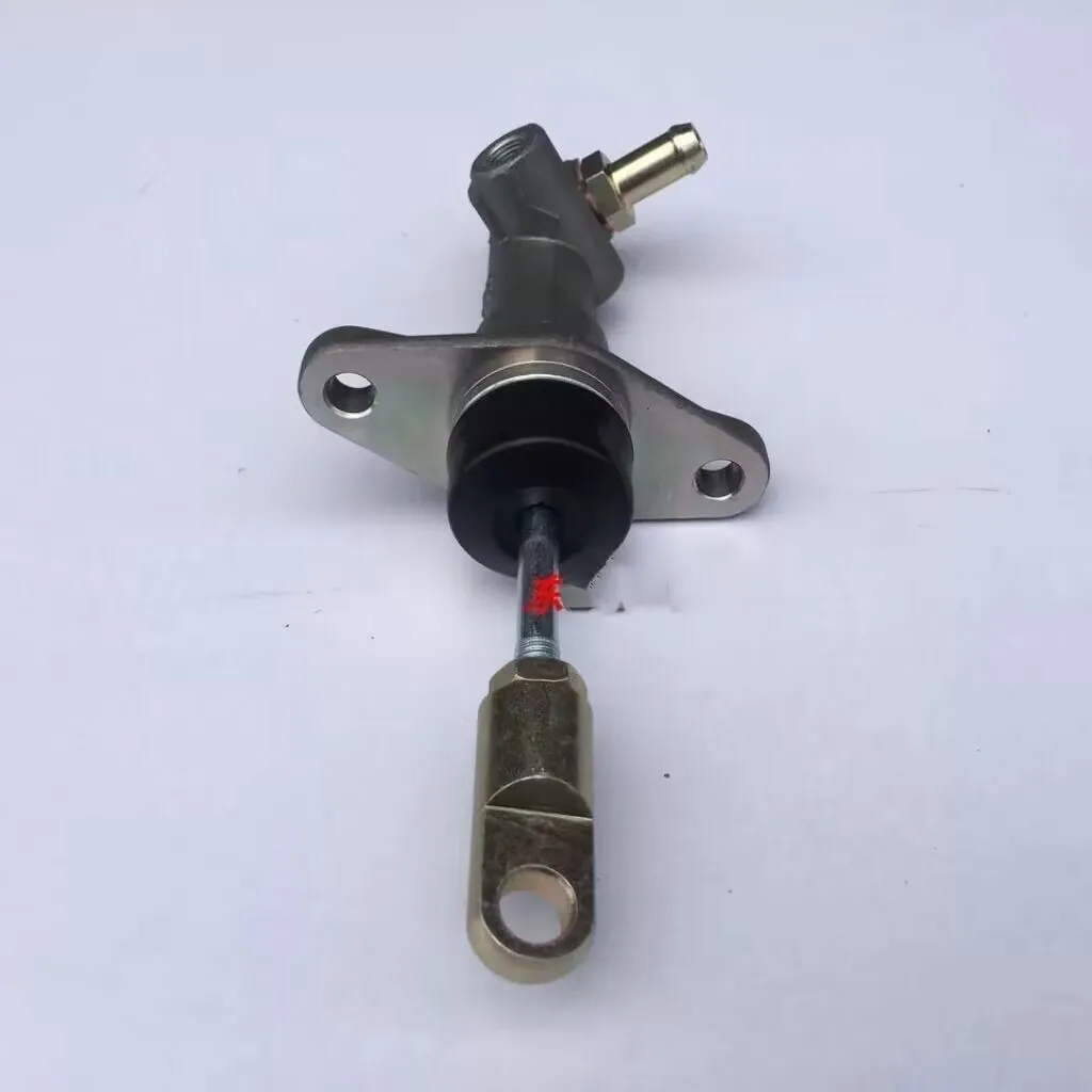 1pcs) Clutch master cylinder pump for Chinese DONGFENG Joyear XL Auto car motor parts