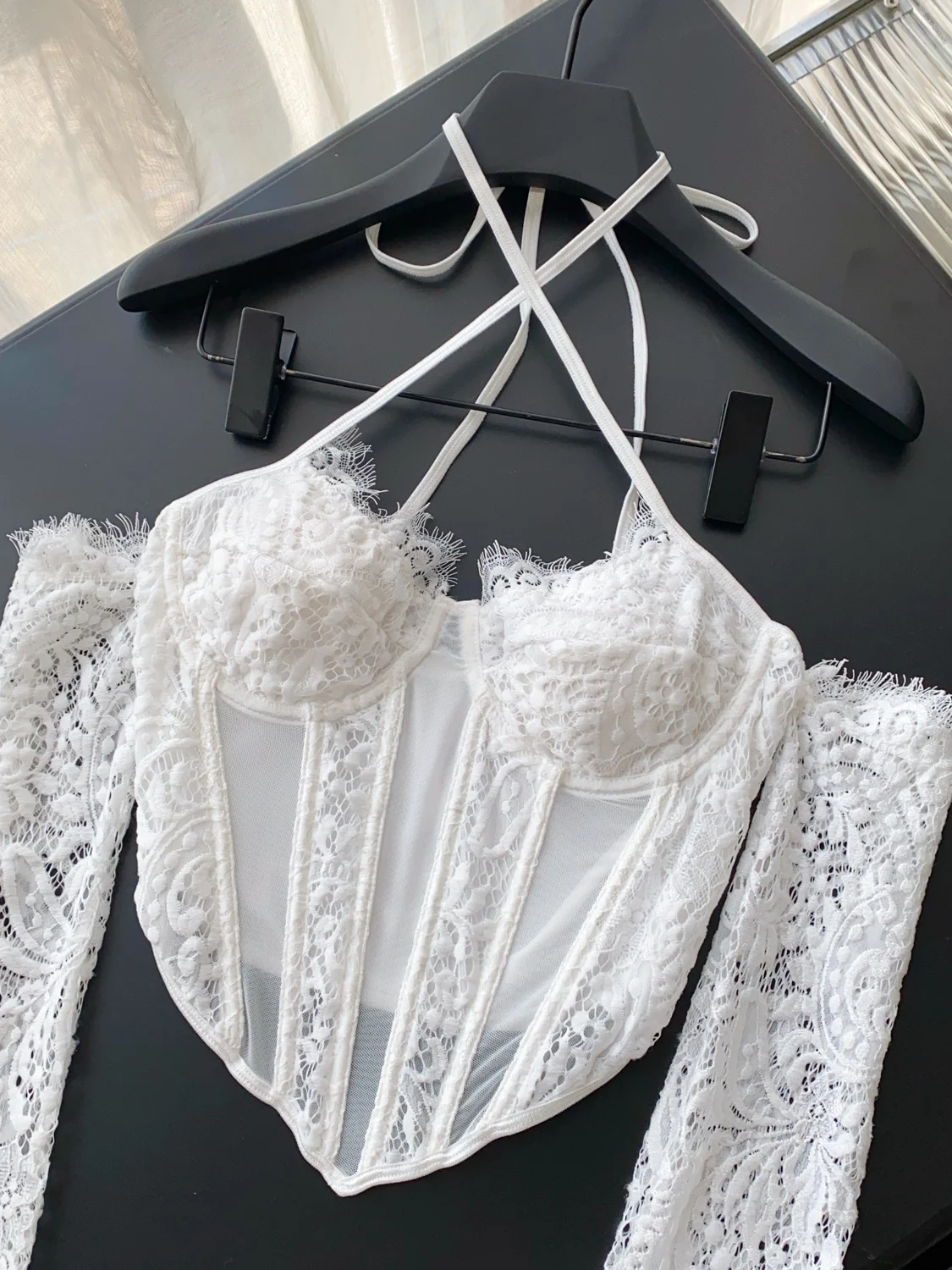 

Slimming Lace Splice Long Sve One oulder Design Sexy Ne Hanging Strap Fibone Top Women's Knitted T-irt European Sle