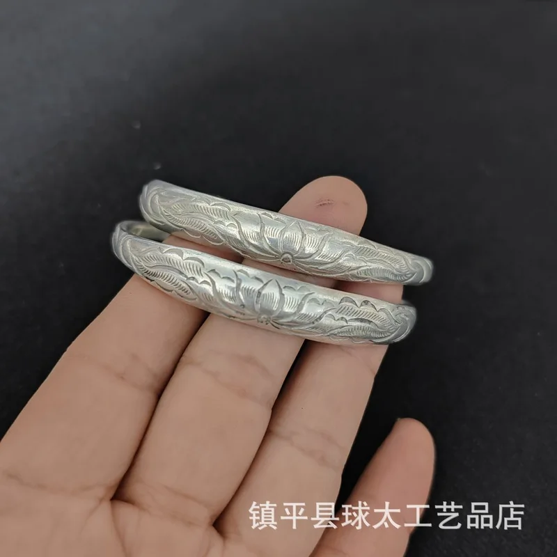 Vintage Ethnic-Style Miao Silver Bracelets, A Pair Of Handcrafted Pieces