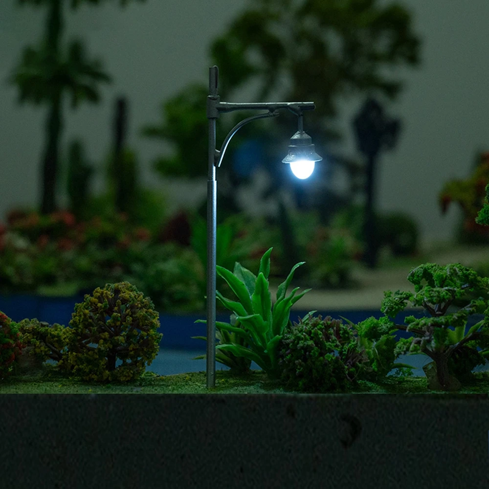 5Pcs Model Railway HO Scale 1:87 Warm White Street Light Lamps Model Railroad Layout Scenery LED Lamp Landscape Post Layout