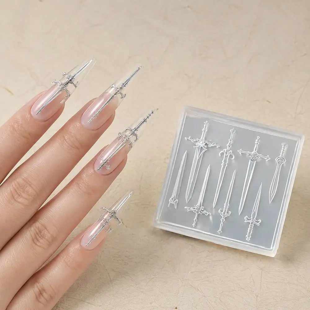 Molde de silicona transparente para uñas con forma de espada medieval, plantilla de arte de uñas con forma de espada gótica, molde de decoración de uñas con forma de hoja retro de fantasía, 1 unidad