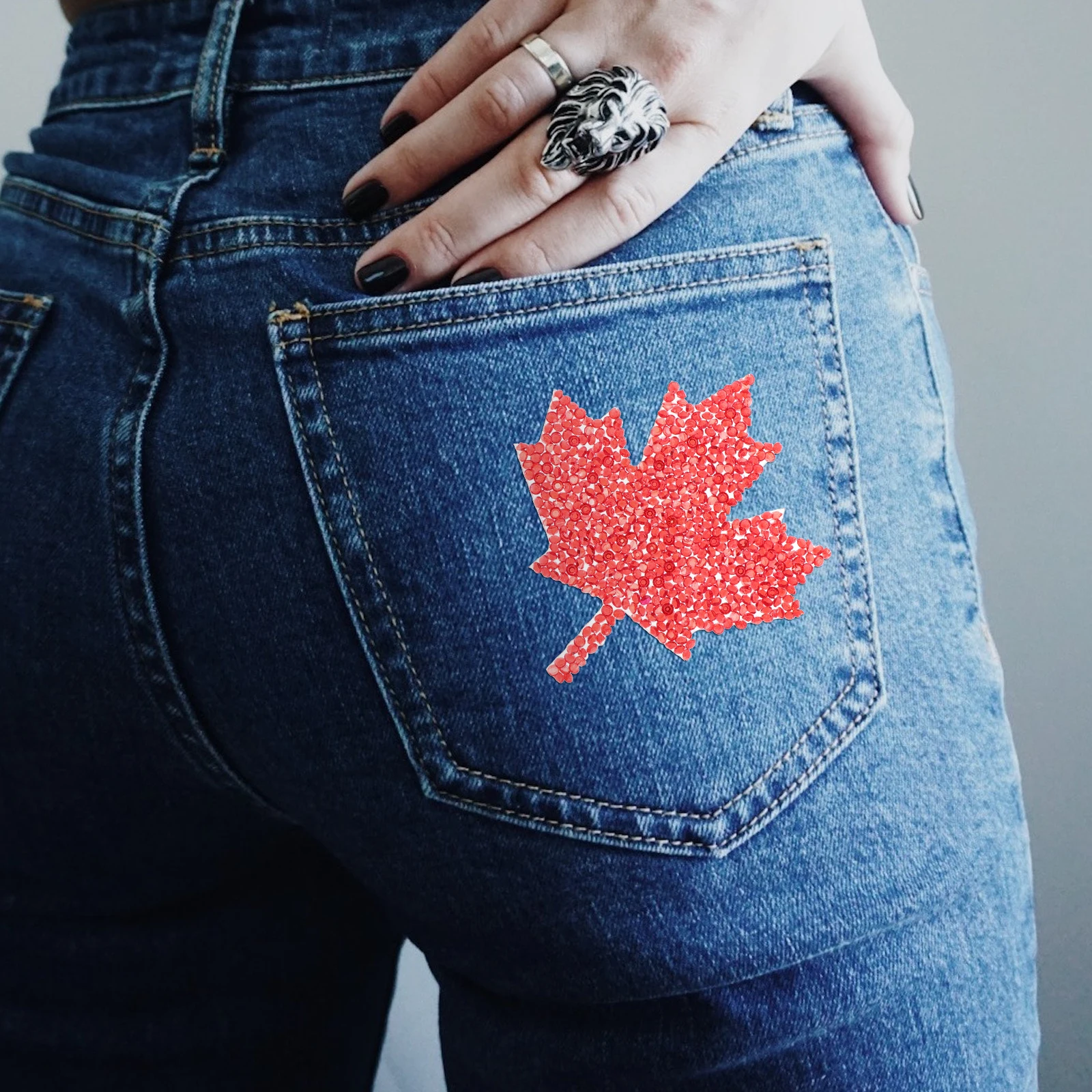 

10 pcs Maple Leaf Appliques Plastic Iron On Patches Sew Clothing Decoration Stickers for Clothes Repair Projects