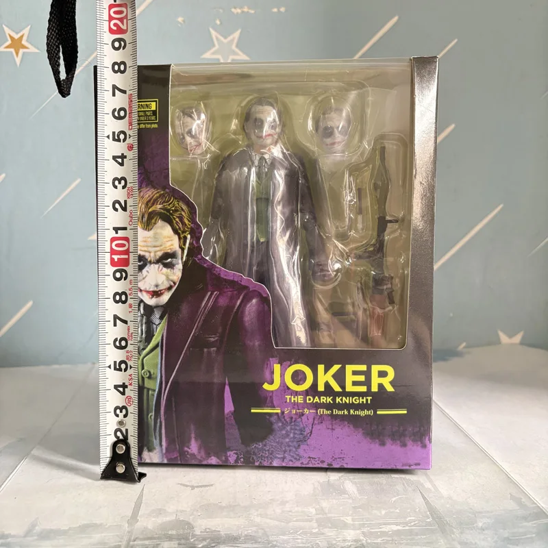 

SHF The Joker Action Figure The Dark Knight Clown Heath Ledger Harley Quinn Batman Figura Collectible Model Toys 15CM